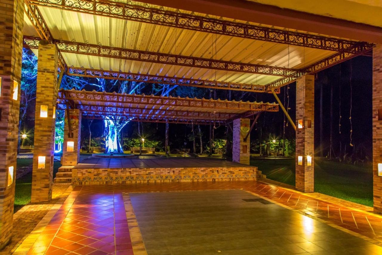 Hotel Hacienda Gualanday Апиай Экстерьер фото